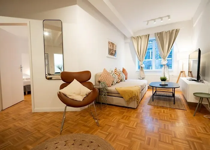 Living In Center Hamburg